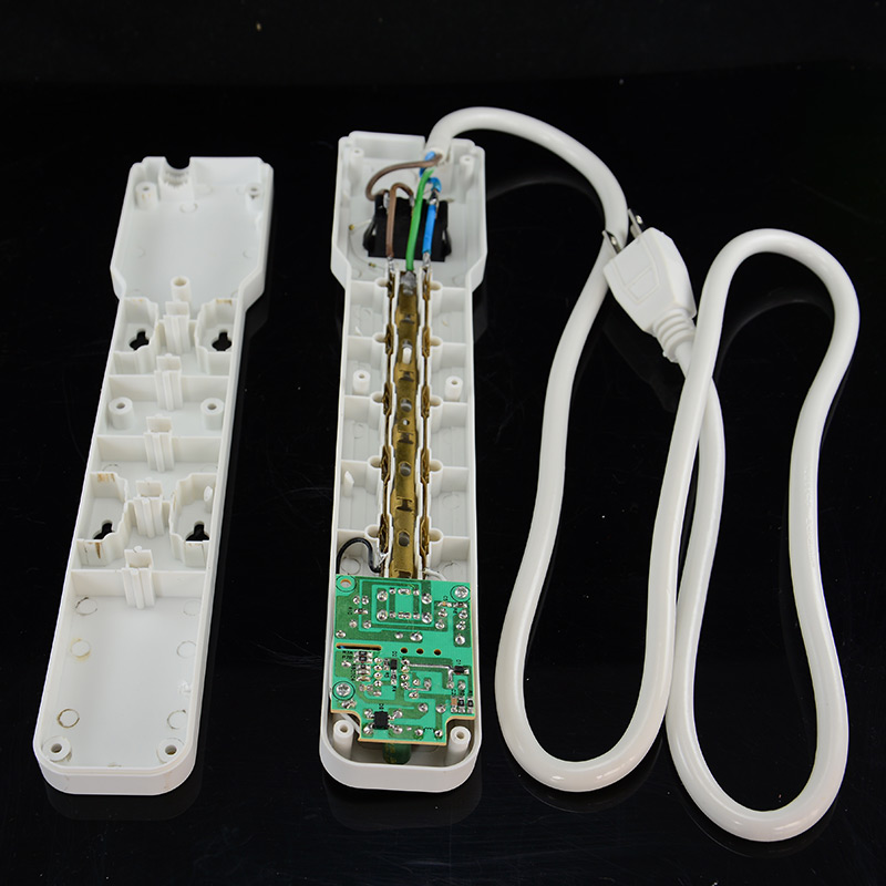 Smart 3 USB Power Strip Socket - огляд і ціна Smart Plug Surge Protector